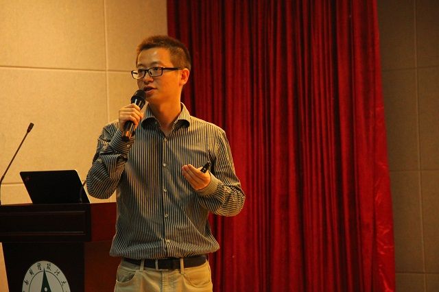 银行投资业讲座开讲 优秀校友分享成功经验