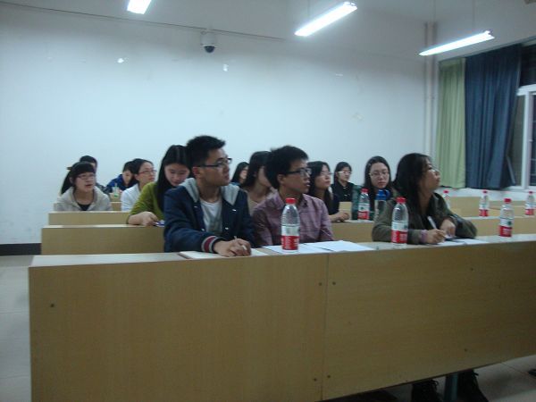 十大买球平台排行榜研究生会《财会纵横》编委会招新顺利进行