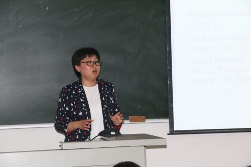 十大买球官网举办2015级国际班新生专业介绍会
