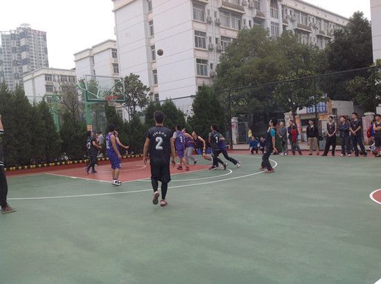 十大买球平台排行榜研究生篮球赛成功举办
